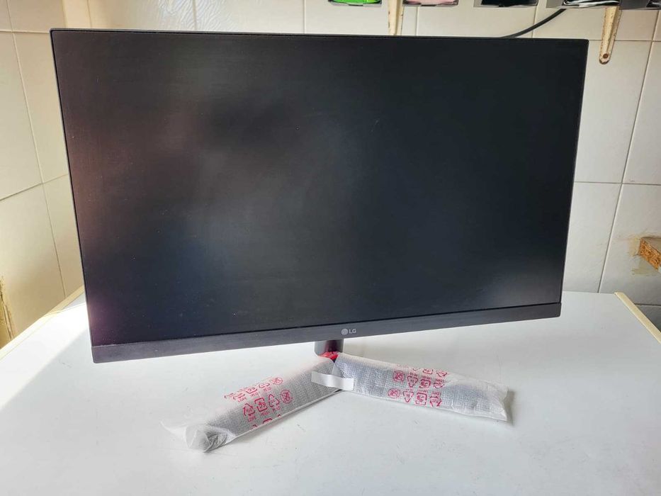 Monitor Gaming LG UltraGear 24” 144Hz + Suporte de Oferta