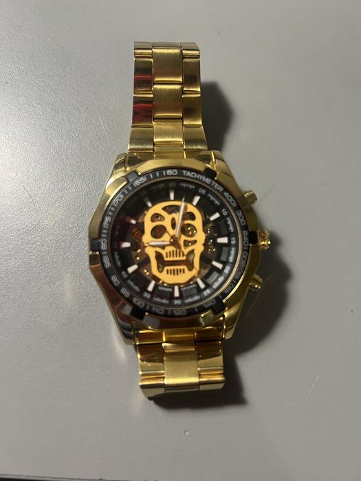 Наручний годинник