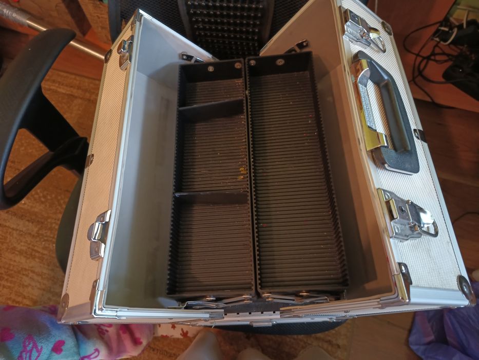 Kuferek walizeczka walizka kosmetyczna