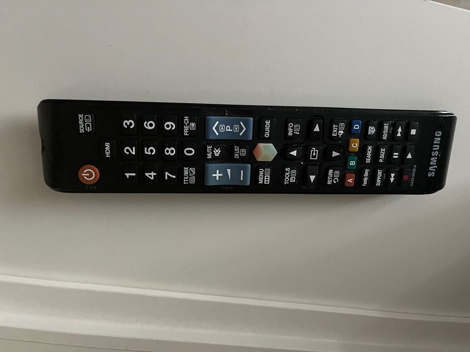 Телевізор Samsung UE40ES6307 Смарт Hub TV