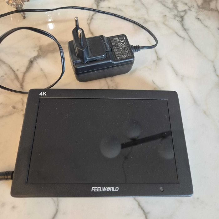 Feelworld T7 7-inch 4K HDMI field monitor.