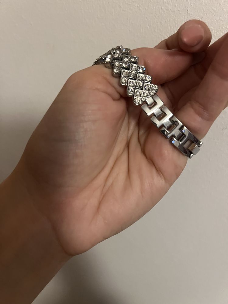 Conjunto pulseira e relógio