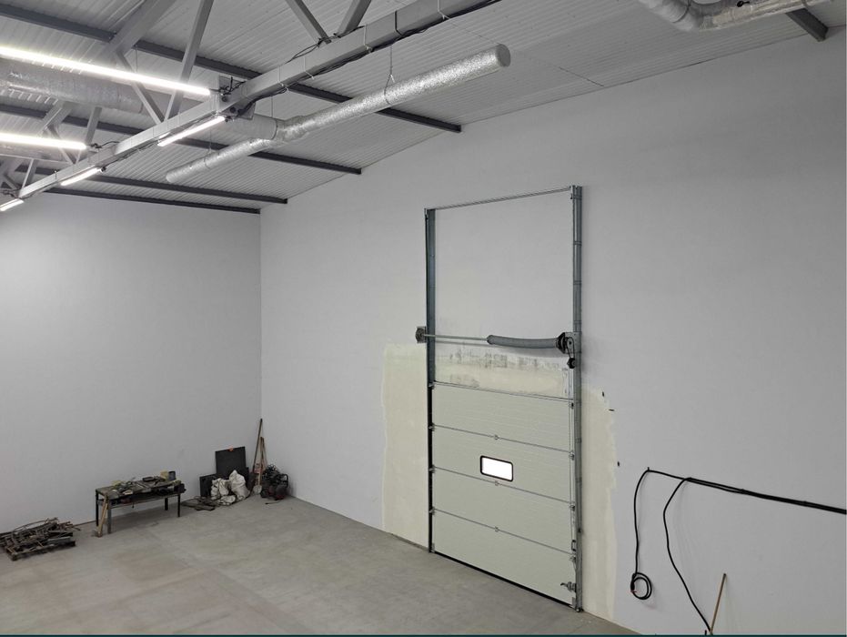 Продается готовый фармацевтический склад с арендатором, площадь 1068 м