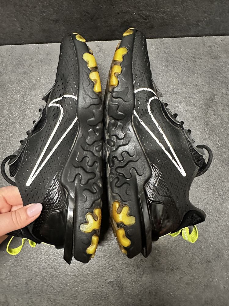 Buty Nike React Vision r41