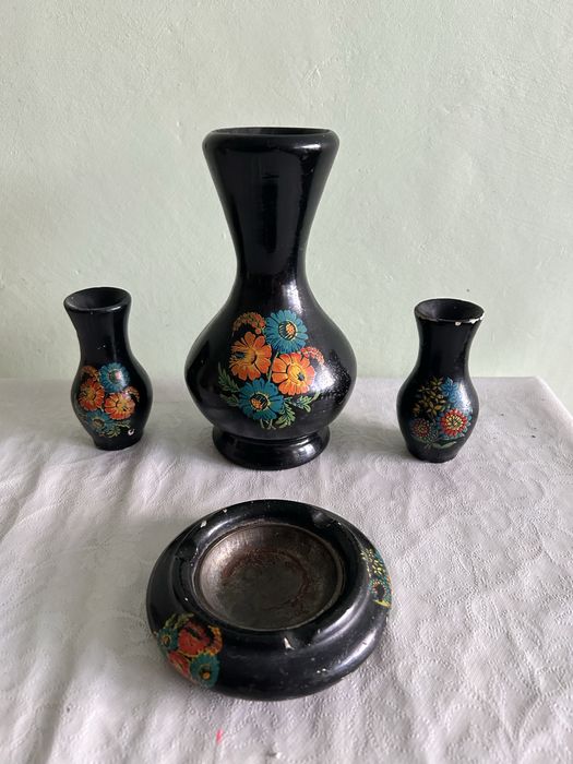 Zestaw wazonów, popilniczka, prl