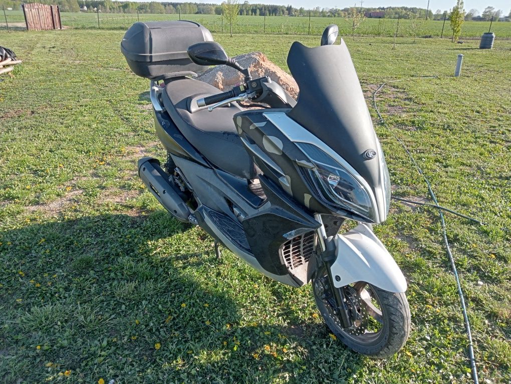 Sprzedam skuter 125