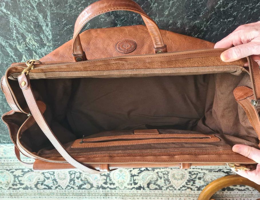 Linda Mala Italiana em Couro/Pele. Baixa de Preço!!!