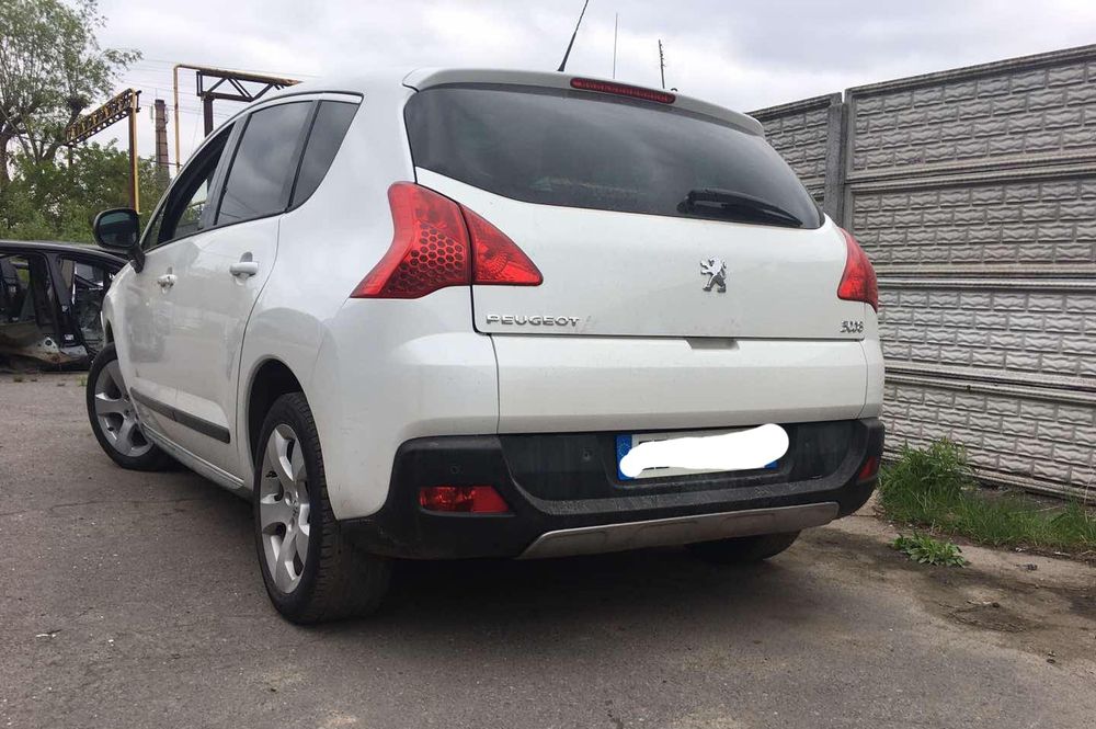 Ляда Задня дверка Пежо 3008 5008 Peugeot  Розборка запчасти шрот