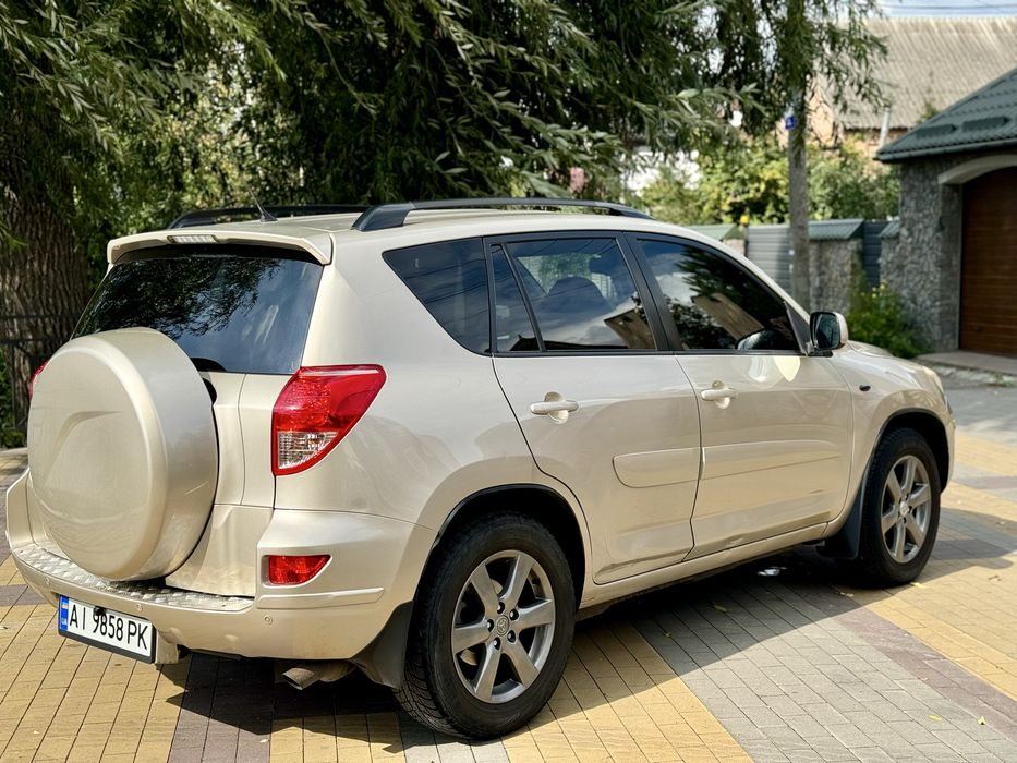 Toyota Rav4 2007 ГАЗ/Бензин