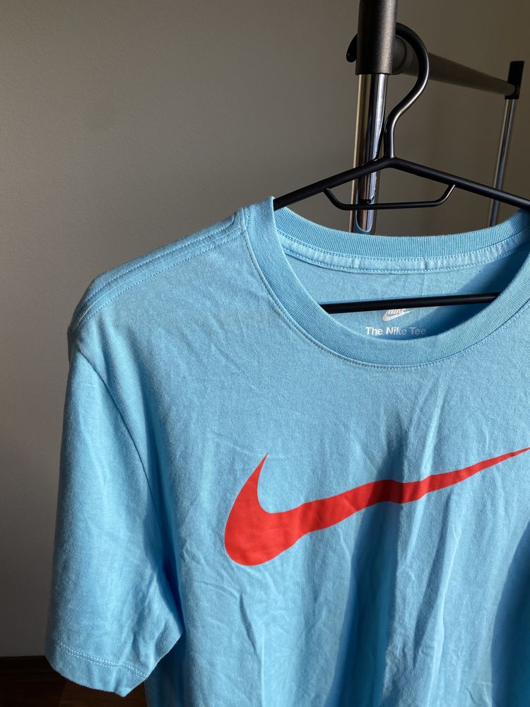 Новая ОРИГИНАЛ футболка Nike Sportswear