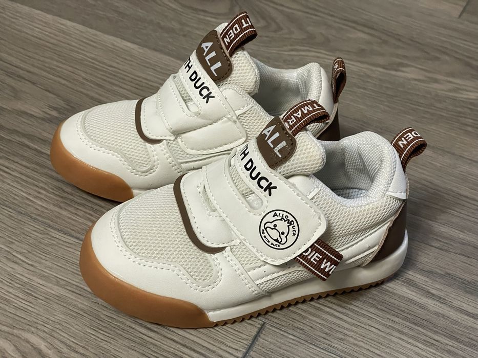 Кросівки, 27 розмір