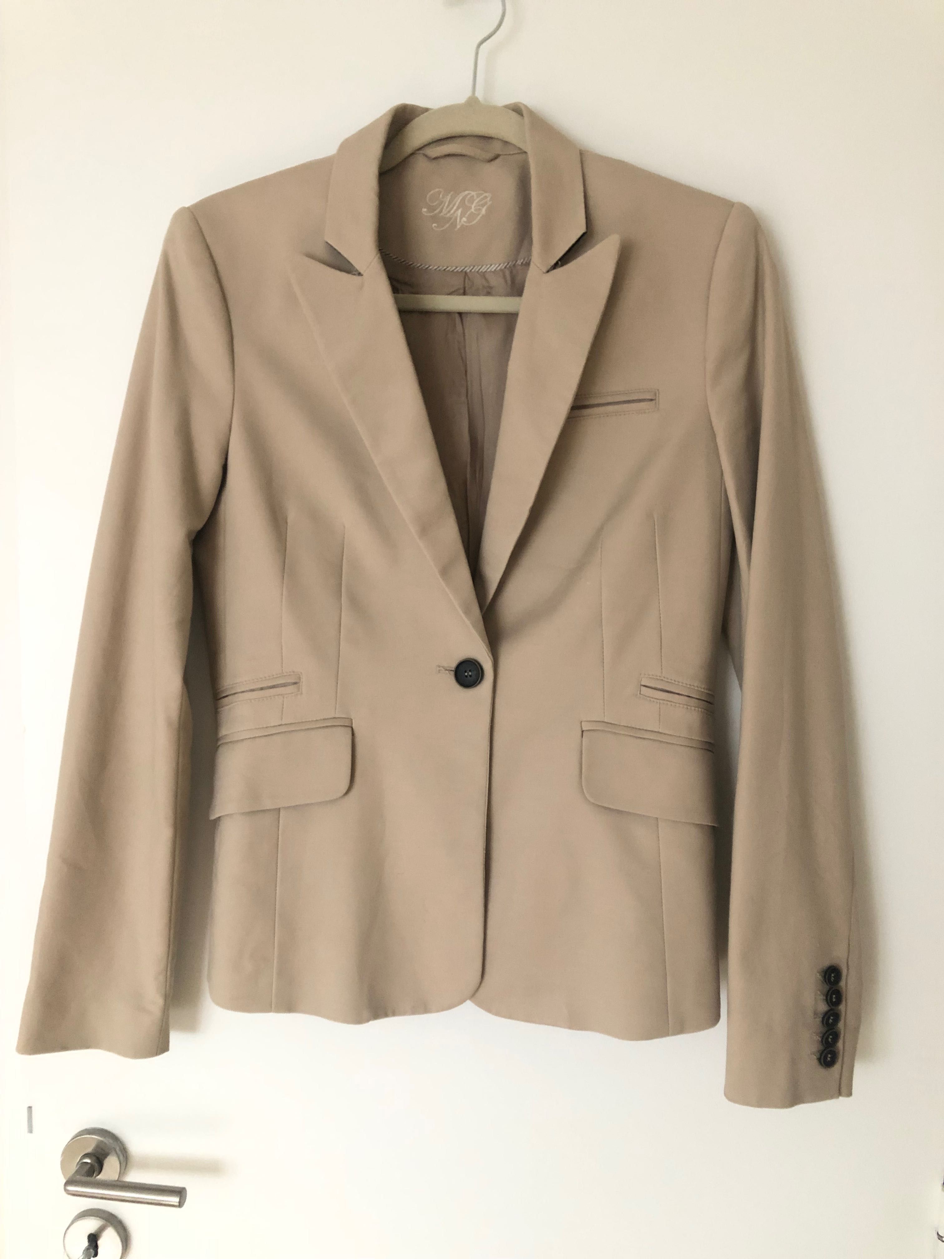 Blazers clássicos Massimo Dutti e Mango