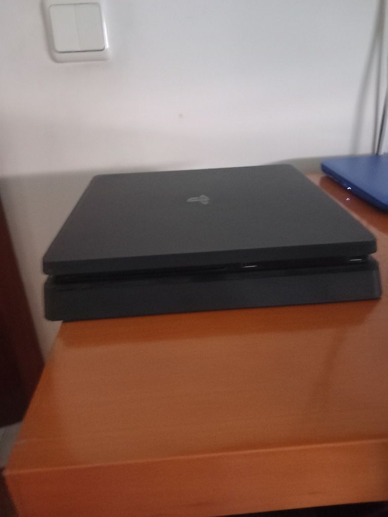 Playstation 4  500gb