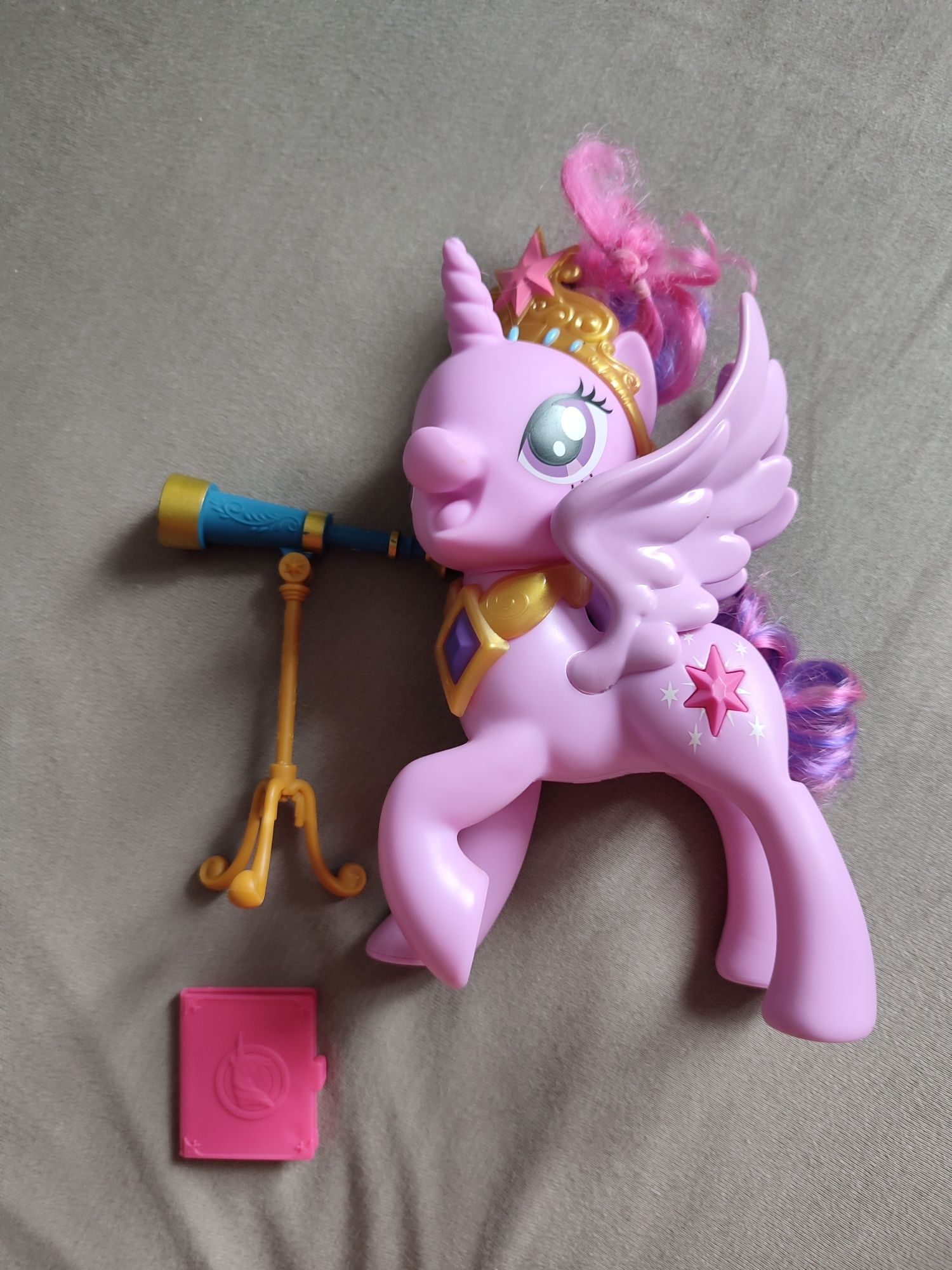 Interaktywny kucyk pony