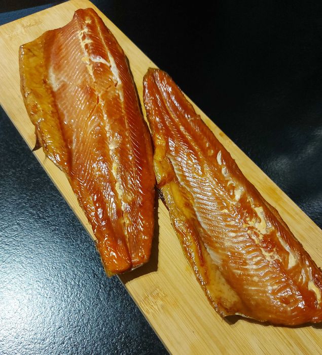 Ryby wędzone – smak i tradycja - pstrąg łosoś jesiotr