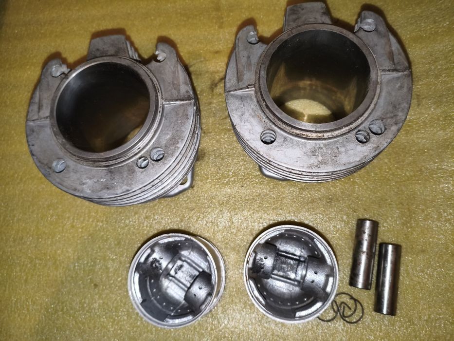 Cylindry nowe Dniepr MT K650 z nowymi tłokami 77.98