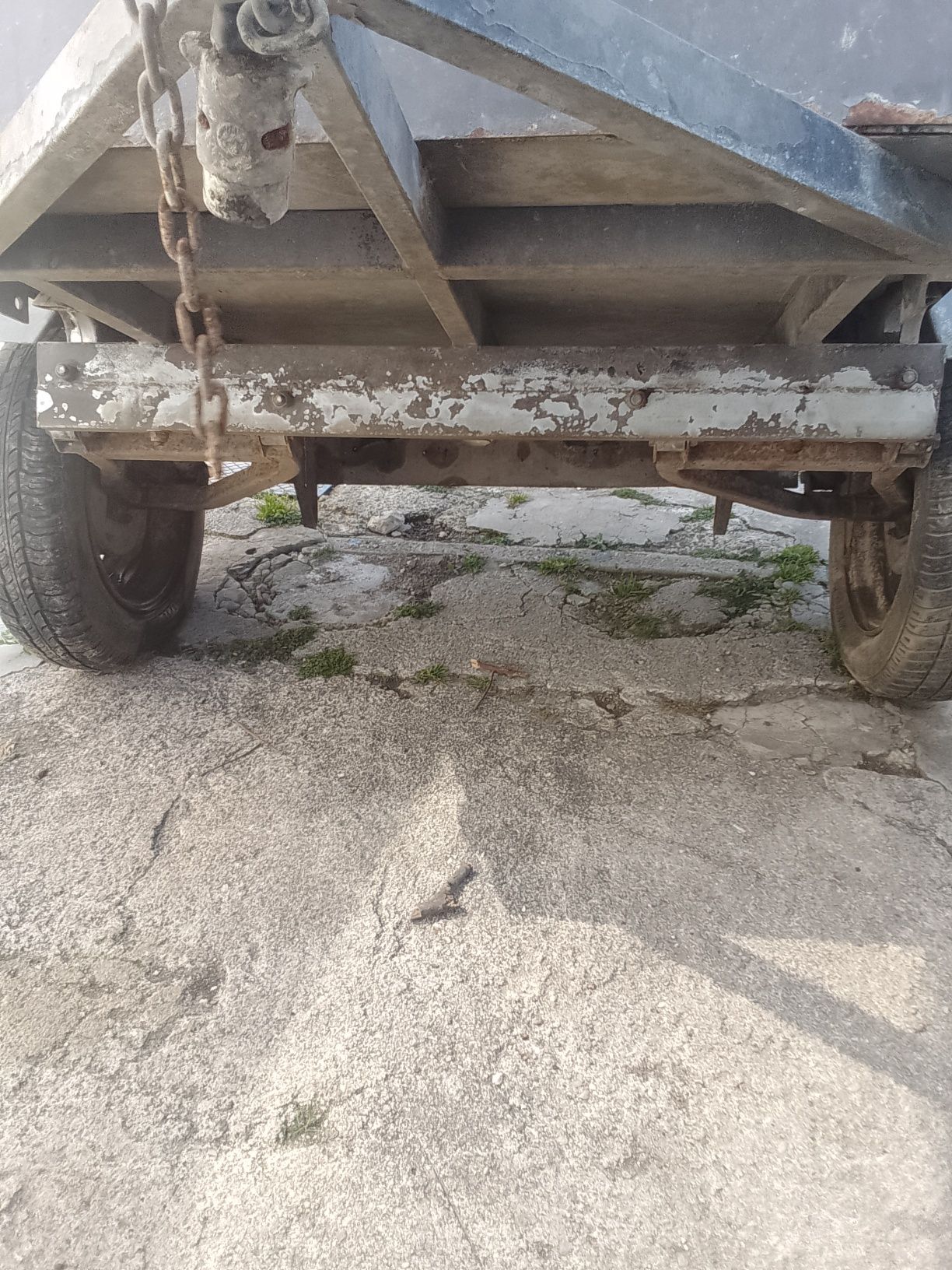 Reboque bom estado