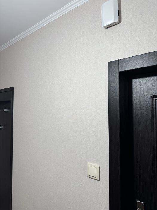 Шпалери на фліщелиновій основи