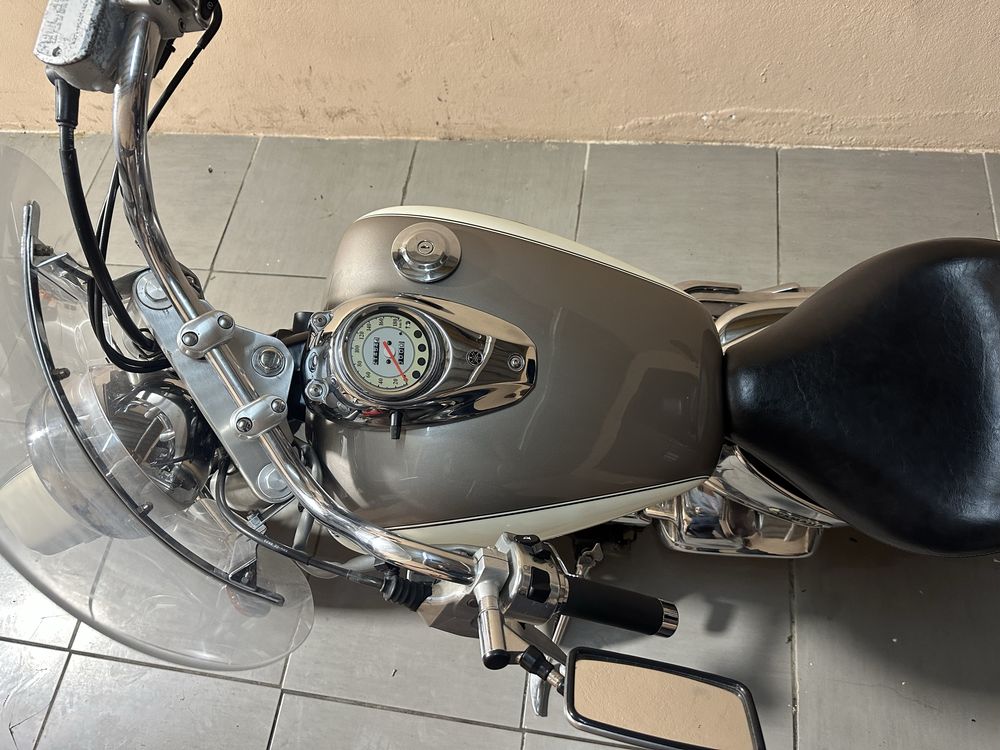 DragStar 650 Classic “Pearl White”
