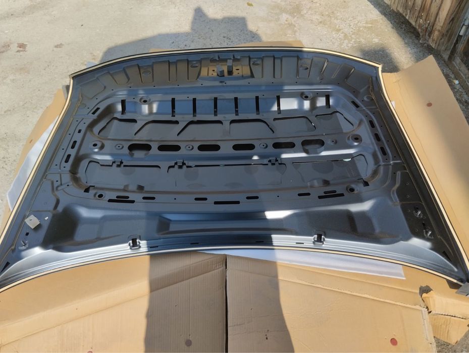 Капот Jeep Grang Cherokee WL 21-25