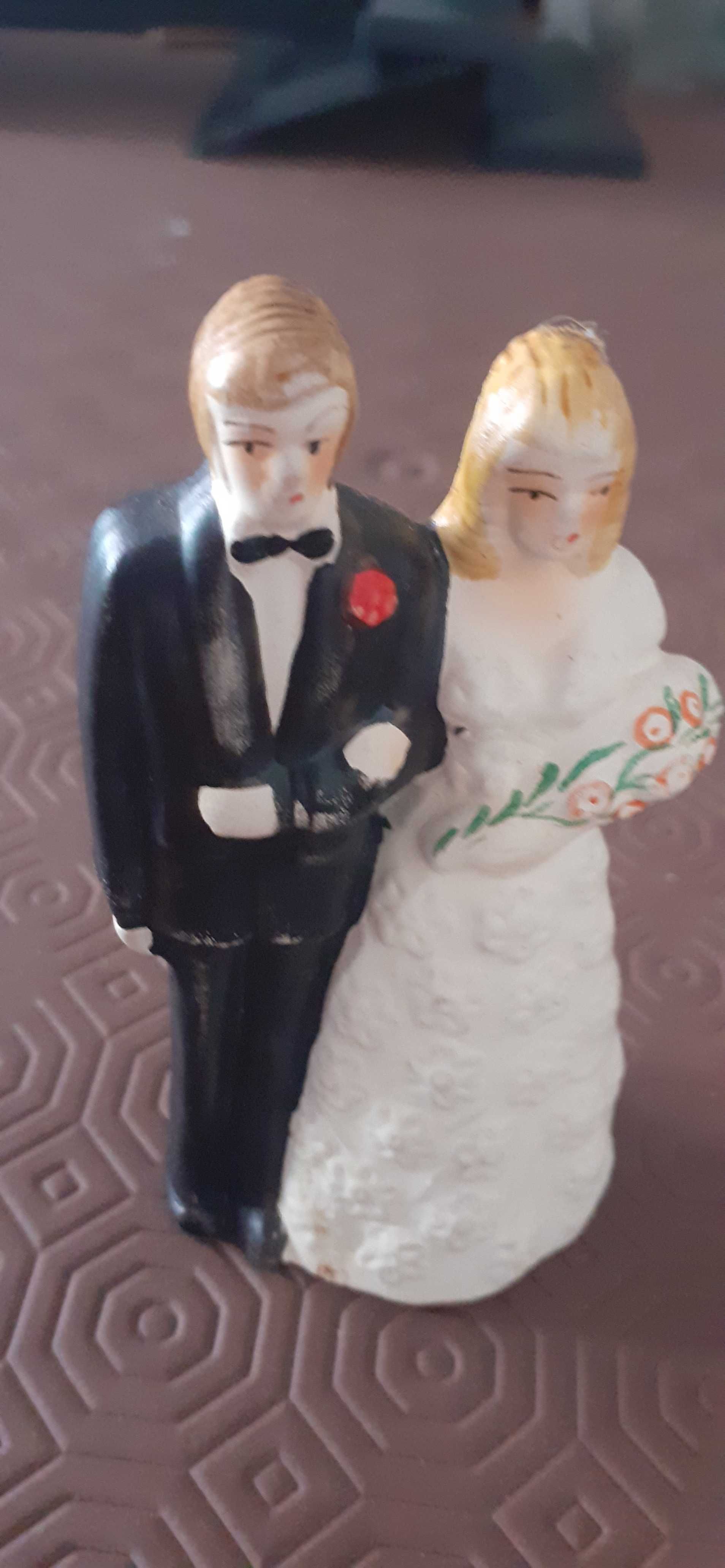 Casal de noivos para bolo