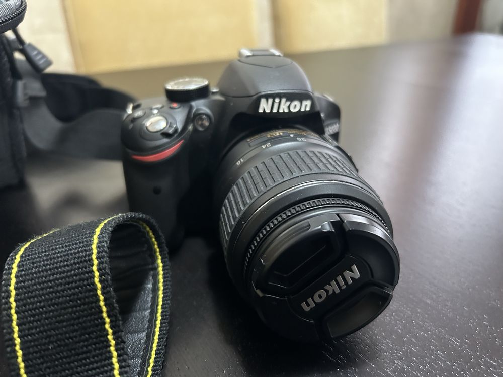 Nikon d3200 como nova