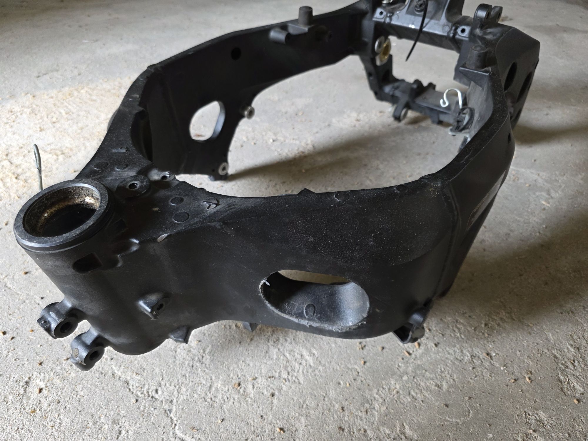 Rama suzuki gsxr 1000 k7 k8