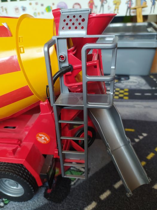 Betoniarka Man Bruder