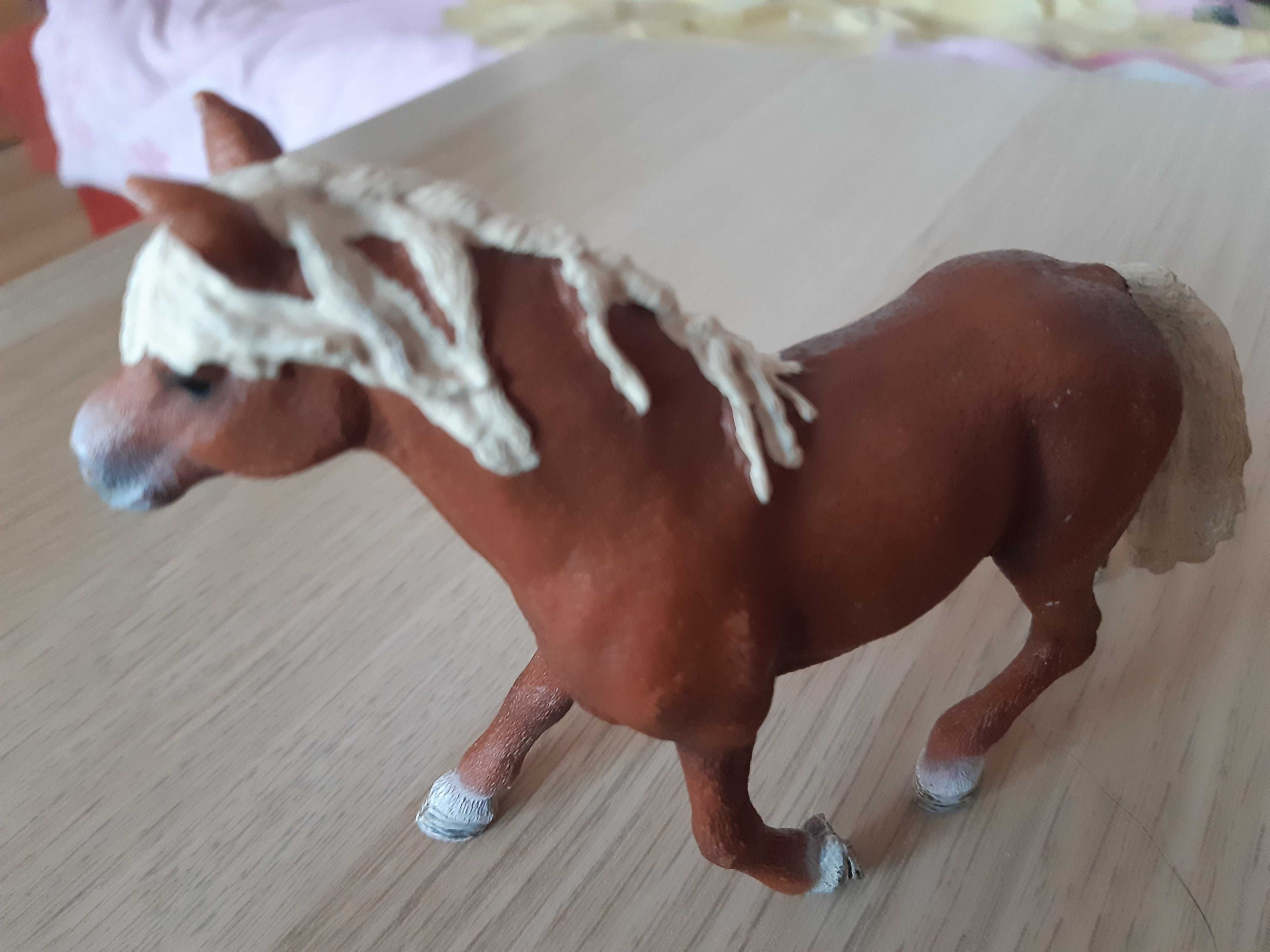 Figurka koń schleich