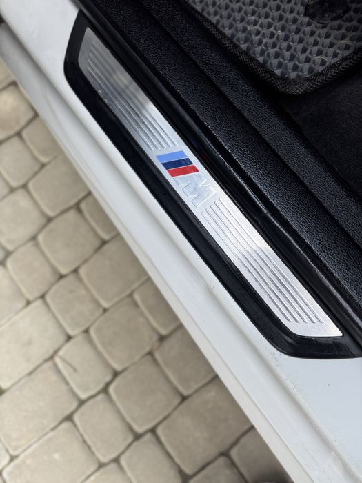 BMW X3 в оригінальному  m пакеті.