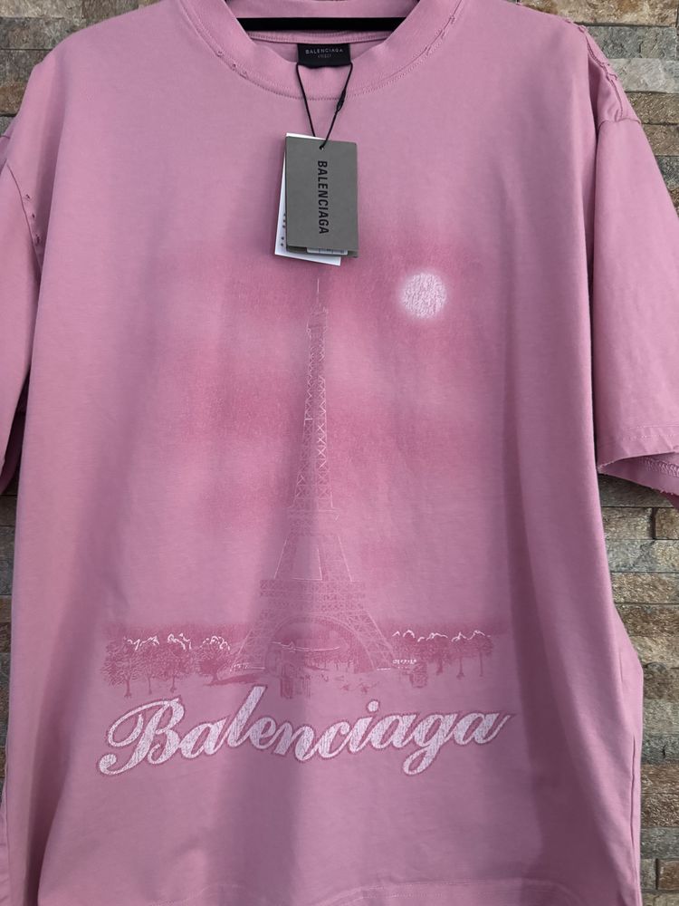 T-shirt Balenciaga róż unisex rozm S (bedzie dobry na M-L) oversize