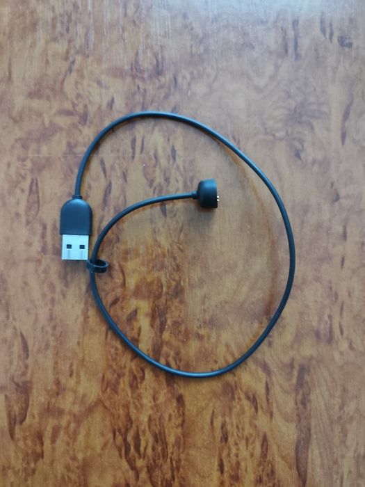 Xiaomi Smart Band 5  вживаний