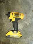 Шуроповерт Dewalt