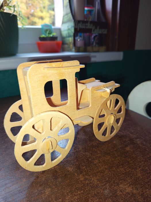 Drewniana kareta 3D
