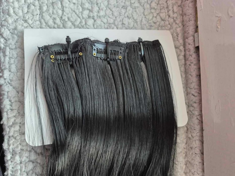 Włosy doczepiane clip głęboka czerń 8 tresek 60 cm