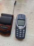stary telefon komórkowy
