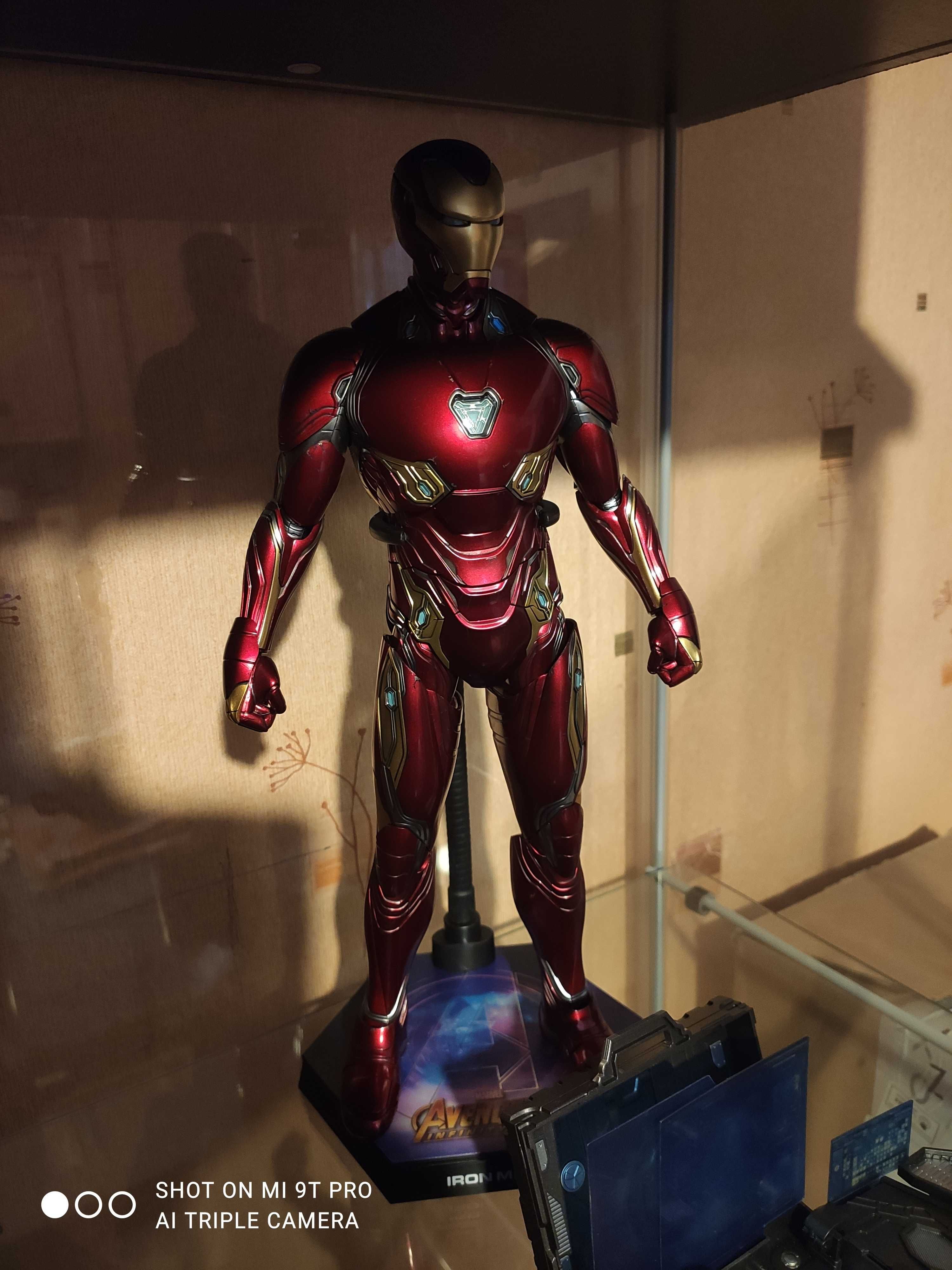 Iron Man Mark 50 1/6 Hot Toys