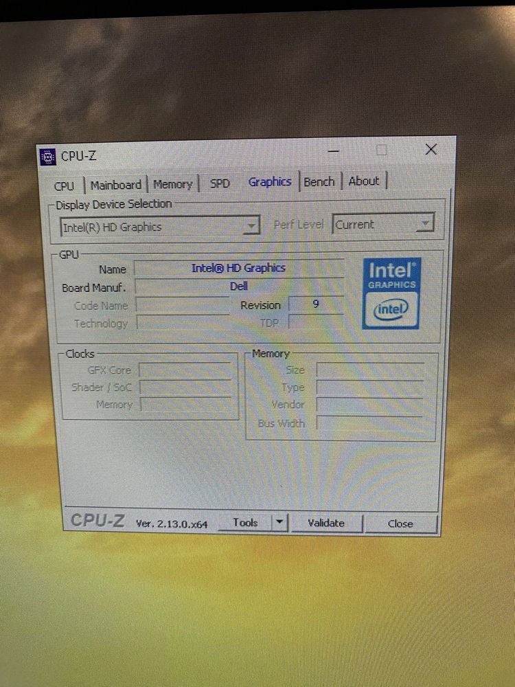 Komputer Dell Optiplex z monitorem