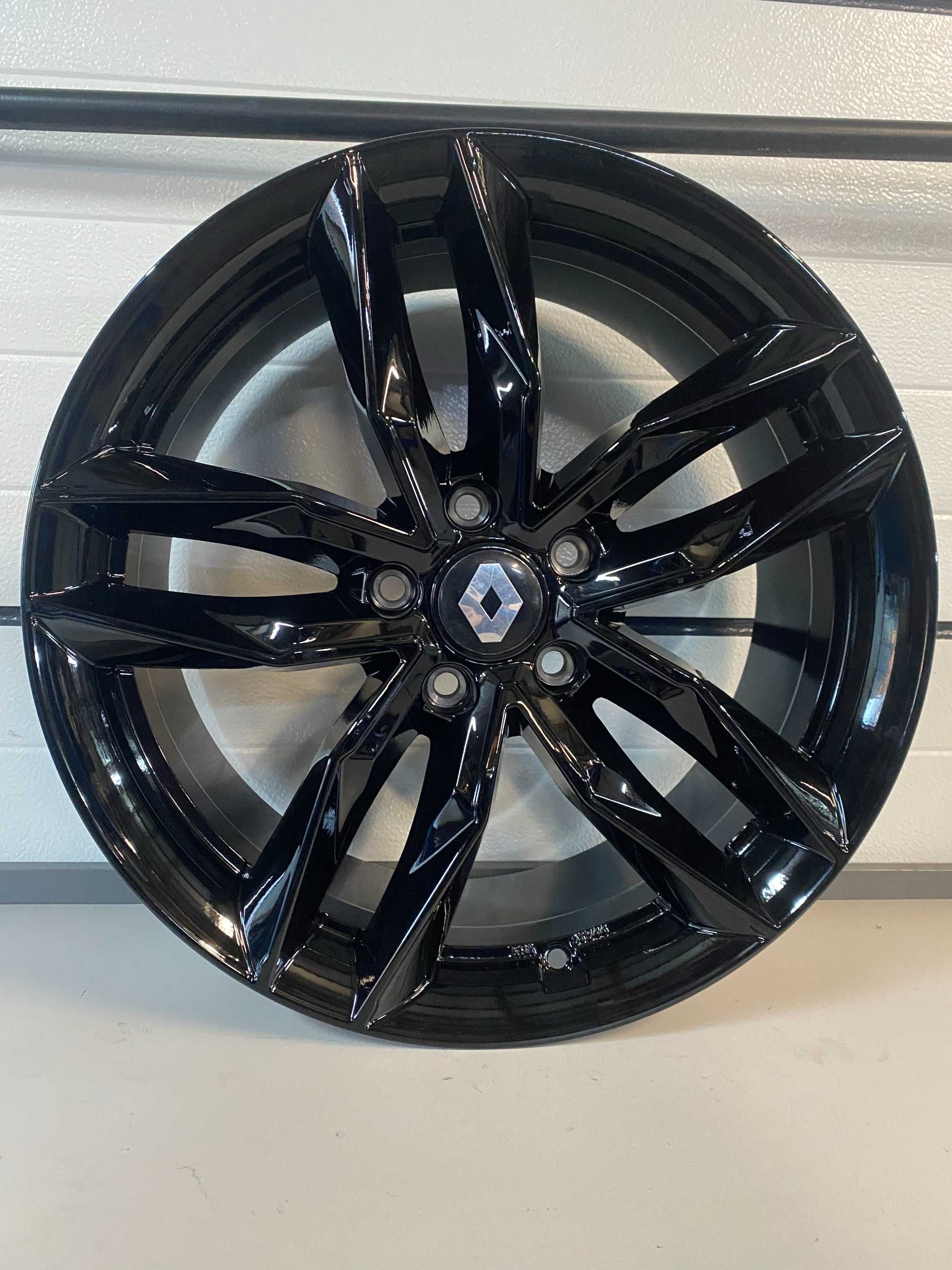Alufelgi 18 8J 5x114,3 Renault Megane III IV  Talisman Scenic MAM RS3