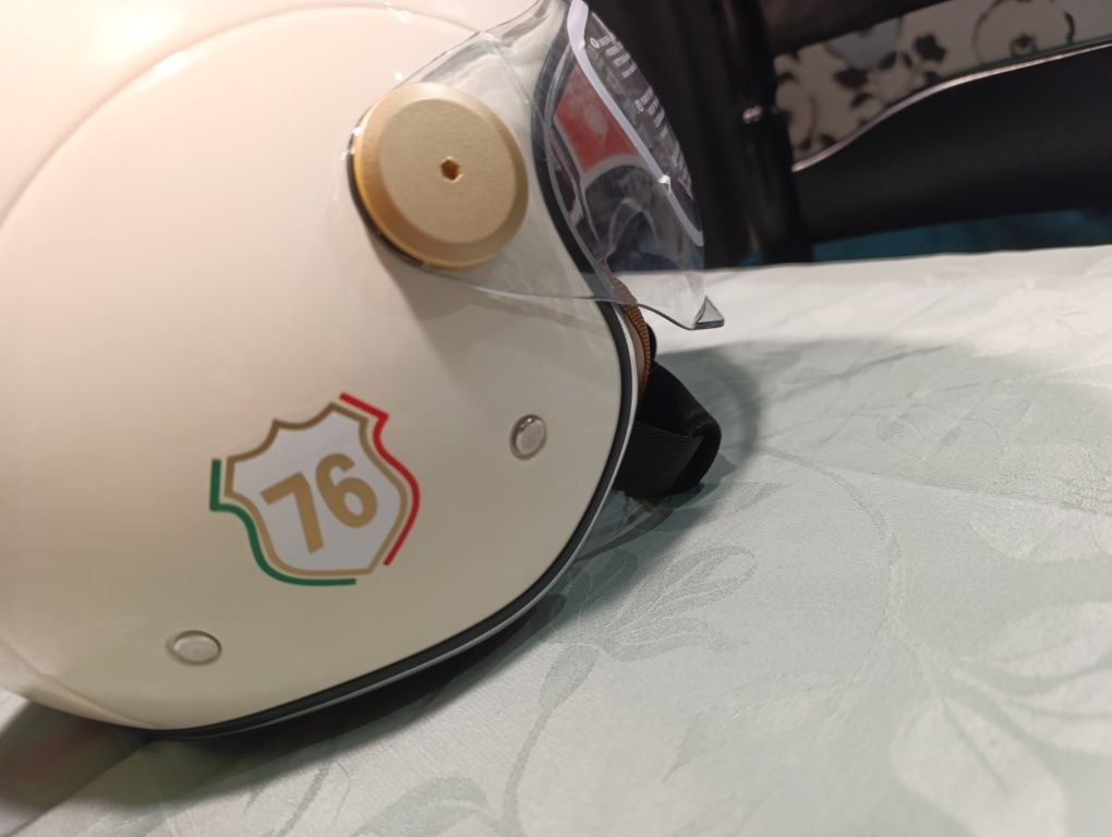 Kask skuter Vespa retro podwójna soczewka