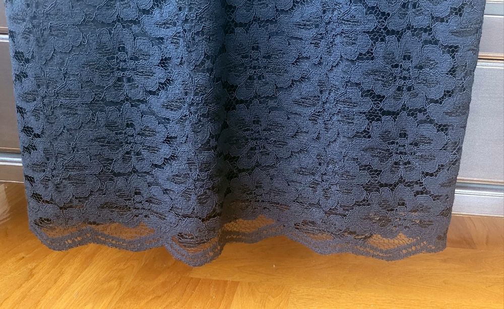 SPÓDNICA elegancka, czarna 46