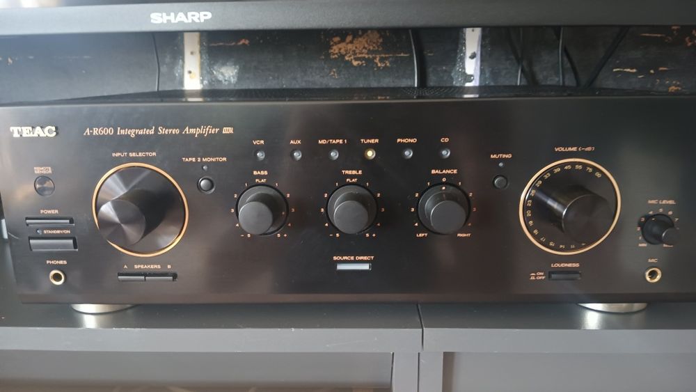 Wzmacniacz Teac A-R 600