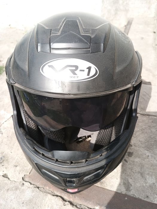 Шлем,для мотоцикла,в хорошем состоянии