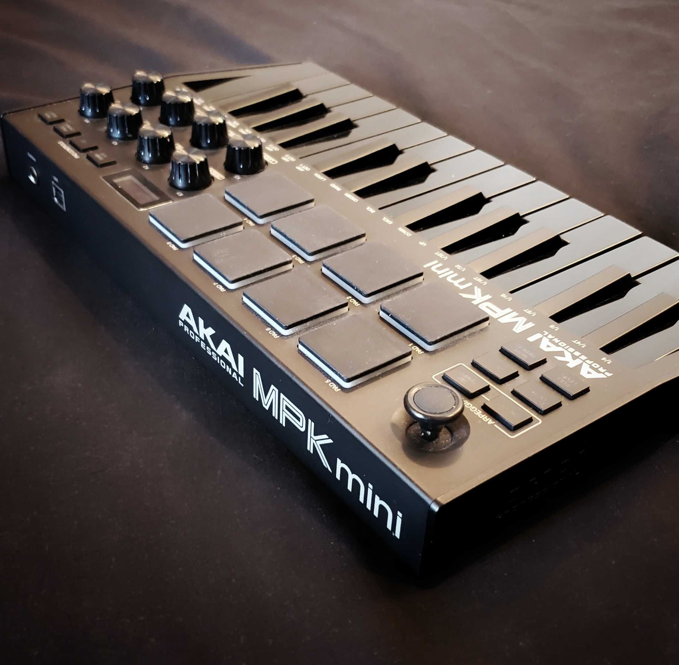 Midi клавіатура Akai MPK mini MK3 Black