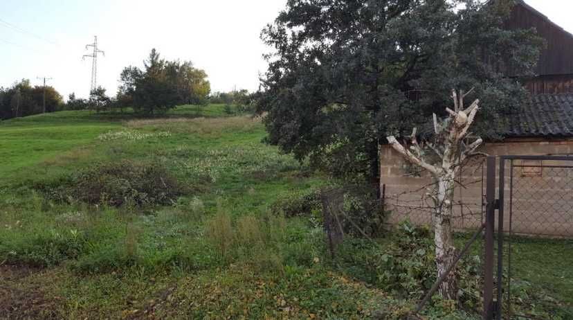 Działka rolno-budowlana z domem 58 arów