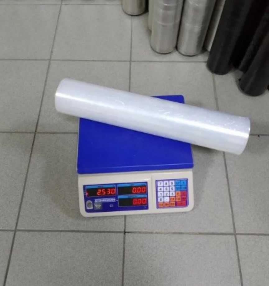 Продам рулон стрейч-плівки.  Roll of stretch film