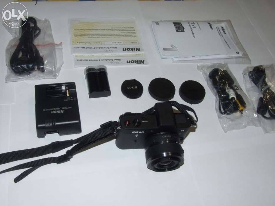 Nikon 1 V1 + 1 Lente Nikkor VR 10-30 mm f/3.5-5.6