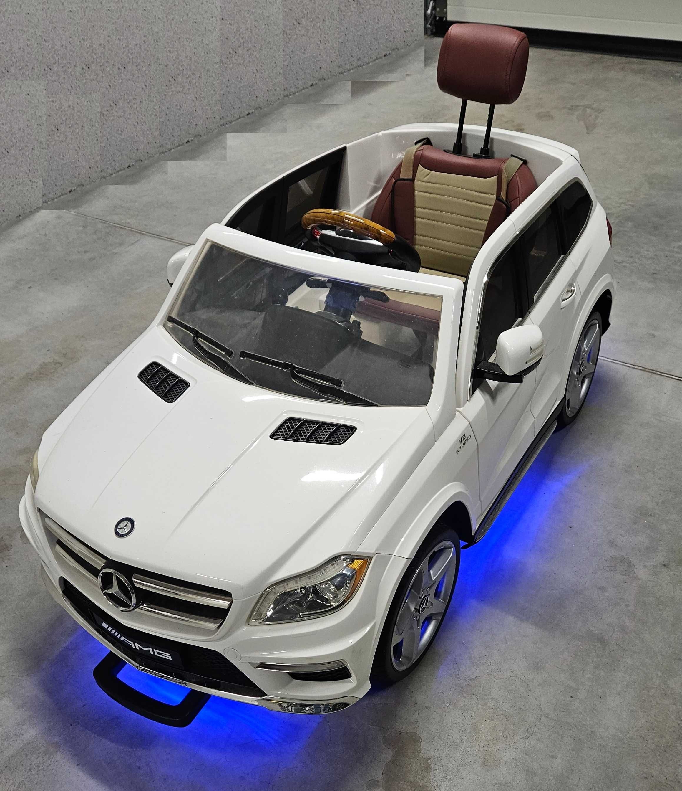 Samochód na akumulator Mercedes AMG GLS63 wersja VIP