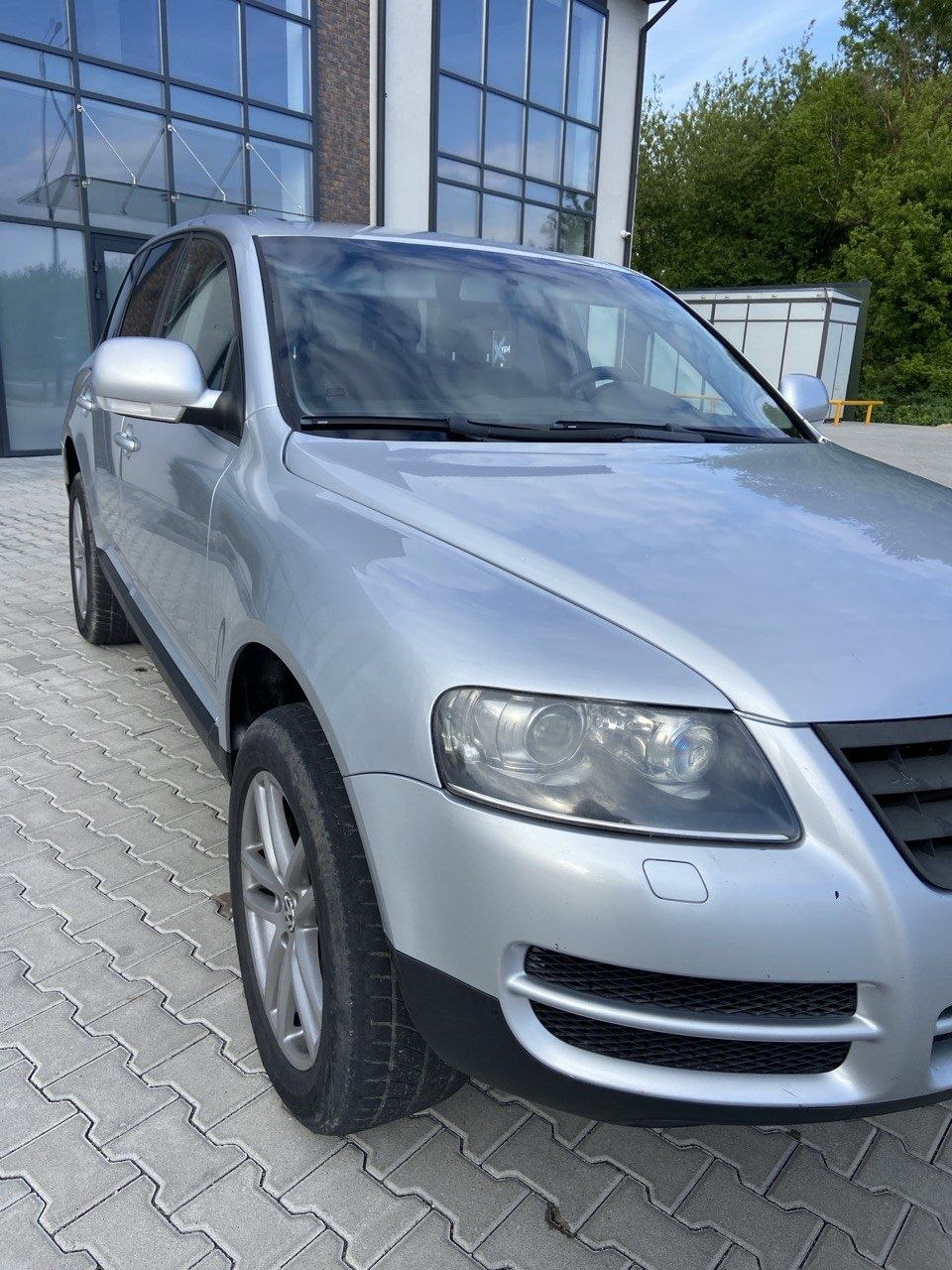 Продам Авто для ЗСУ.Volkswagen Touareg 2005р
Двигун 3.0 тді