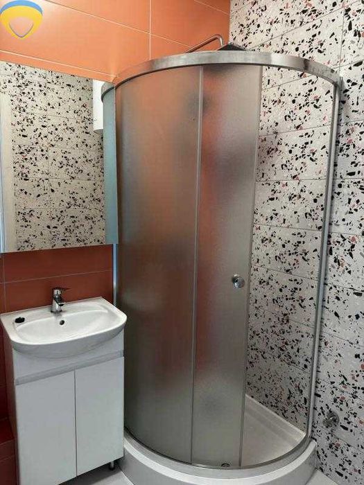 Продам 1 к кв ремонт/сданный дом/Черемушки/Пространство на Радостной